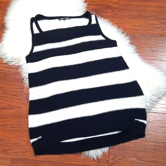 Cable & Gauge Tops - Cable & Guage Chunky KnitTank top